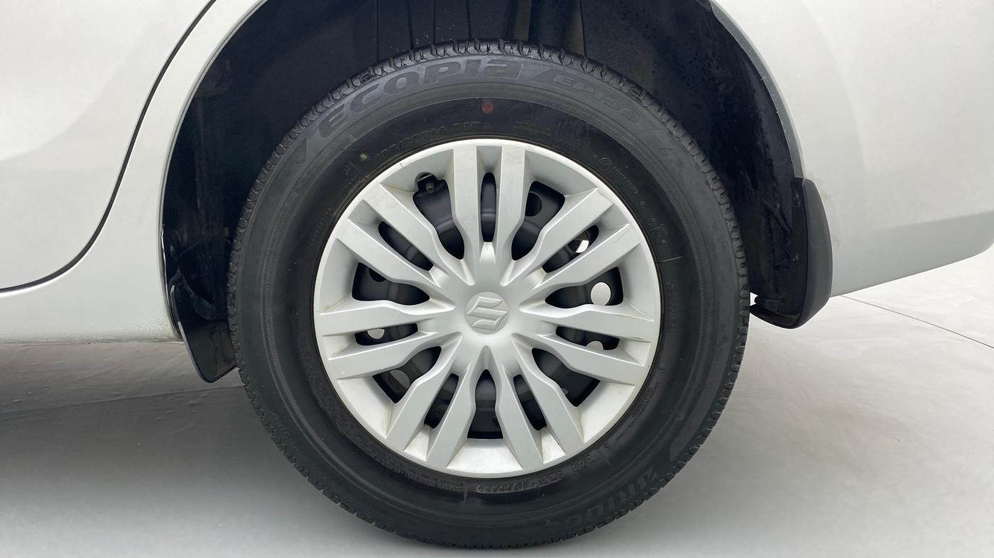 2017 Maruti Dzire VDI, Diesel, Manual, 51,281 km, Left Rear Wheel