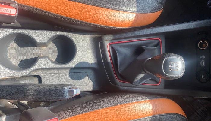 2019 Hyundai i20 Active 1.2 S, Petrol, Manual, 29,032 km, Gear Lever