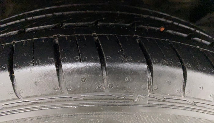 2021 KIA SELTOS HTX 1.5 PETROL MT, Petrol, Manual, 22,810 km, Right Front Tyre Tread