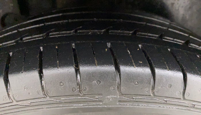 2021 KIA SELTOS HTX 1.5 PETROL MT, Petrol, Manual, 22,810 km, Right Rear Tyre Tread