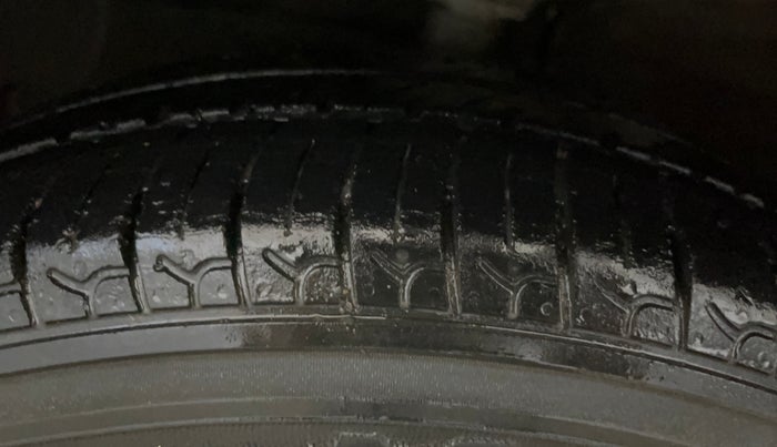 2016 Hyundai Grand i10 ASTA (O) 1.2 KAPPA VTVT, Petrol, Manual, 57,022 km, Left Front Tyre Tread