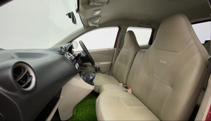 2017 Datsun Go T, Petrol, Manual, 28,061 km, Right Side Front Door Cabin