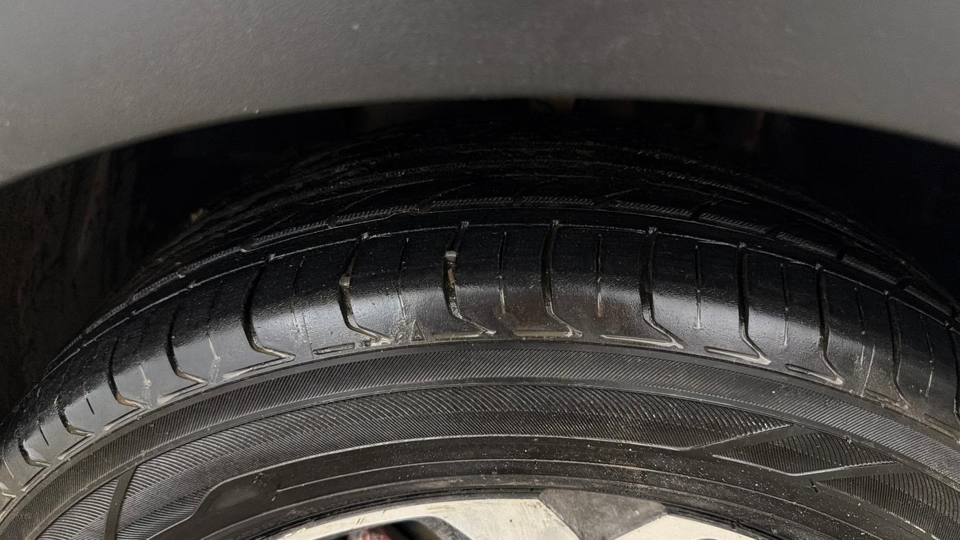 2022 Tata NEXON XZA PLUS (O) DIESEL, Diesel, Automatic, 78,603 km, Left Front Tyre Tread