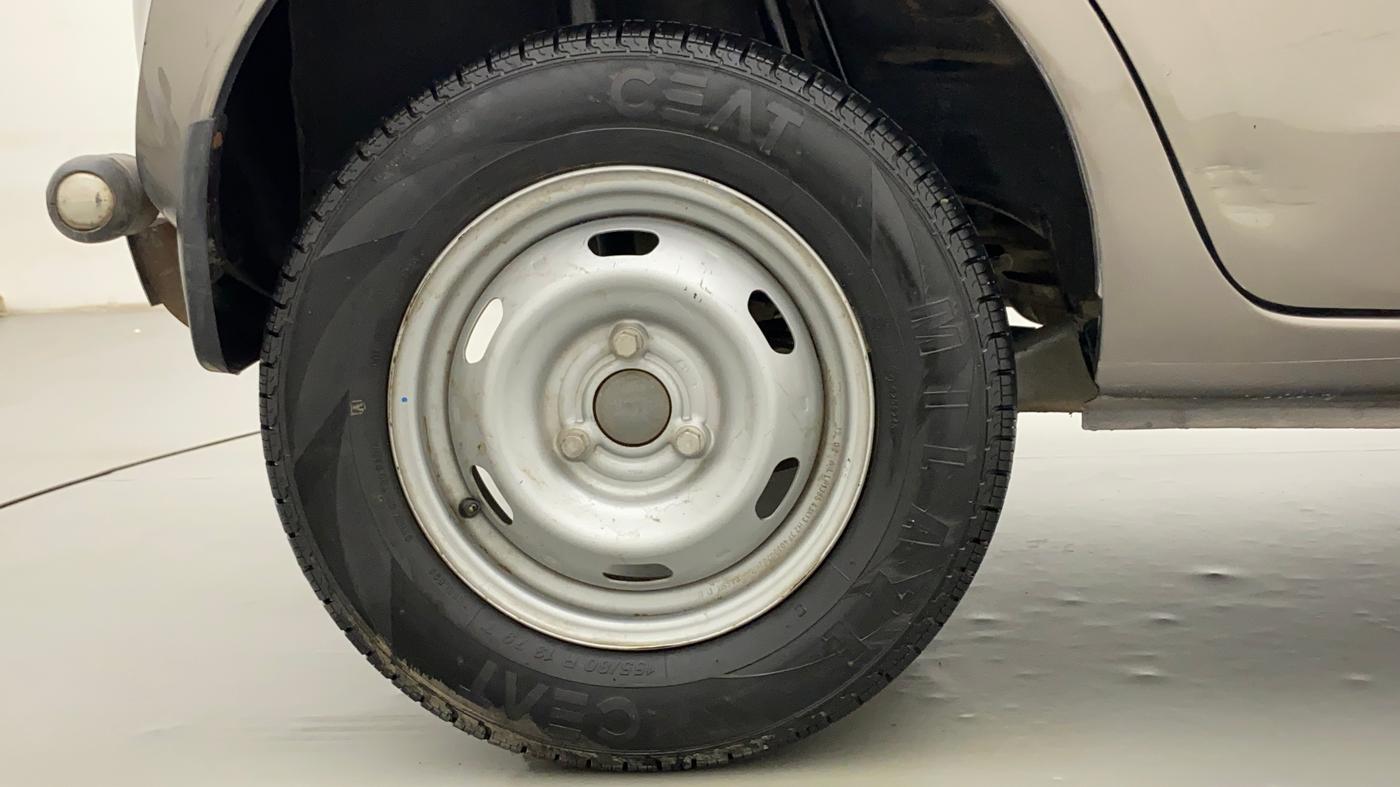 2019 Datsun Redi Go A, Petrol, Manual, 11,430 km, Right Rear Wheel