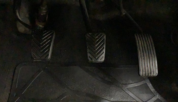 2014 Hyundai Eon D-LITE+, Petrol, Manual, 35,595 km, Pedals