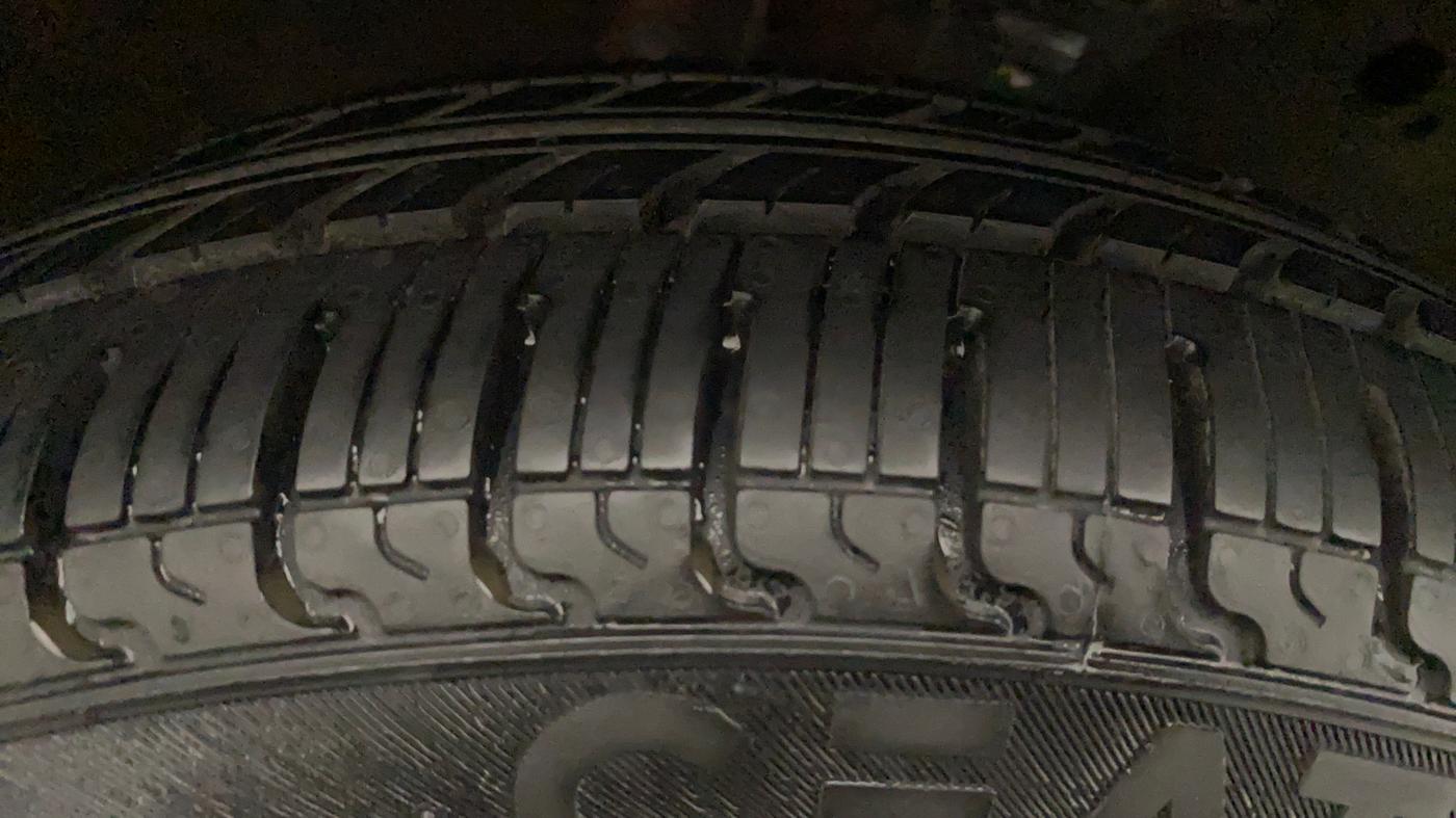 2012 Maruti Wagon R 1.0 VXI, Petrol, Manual, 84,468 km, Right Rear Tyre Tread