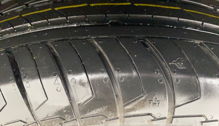 2019 Hyundai Elite i20 SPORTZ PLUS 1.2, Petrol, Manual, 31,255 km, Left Rear Tyre Tread