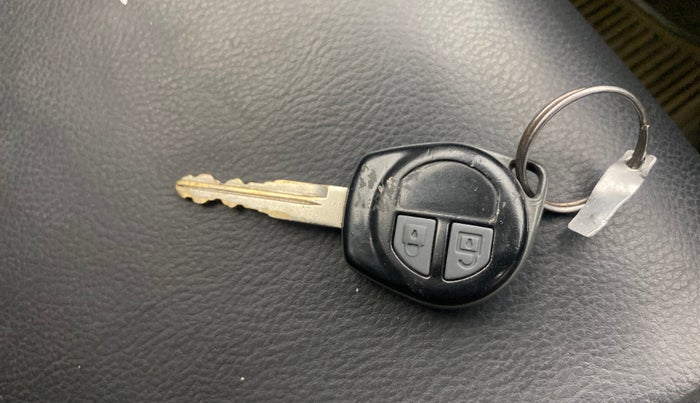 2012 Maruti Swift VDI, Diesel, Manual, 1,05,315 km, Key Close Up