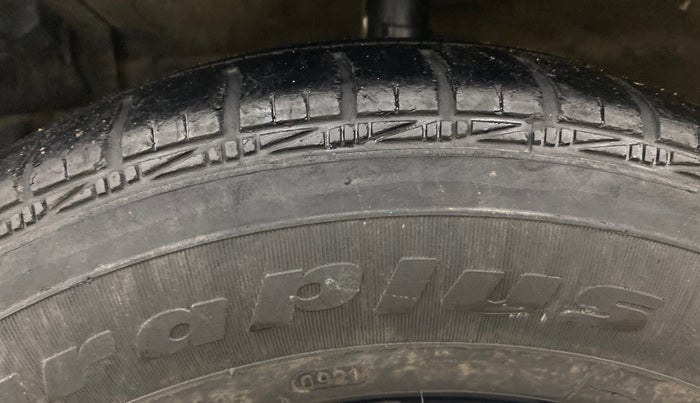 2012 Maruti Swift VDI, Diesel, Manual, 1,05,315 km, Left Front Tyre Tread