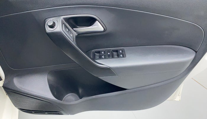 2017 Volkswagen Polo GT TSI 1.2 PETROL AT, Petrol, Automatic, 48,717 km, Driver Side Door Panels Control