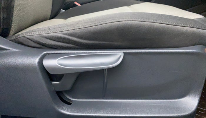 2017 Volkswagen Polo GT TSI 1.2 PETROL AT, Petrol, Automatic, 48,717 km, Driver Side Adjustment Panel