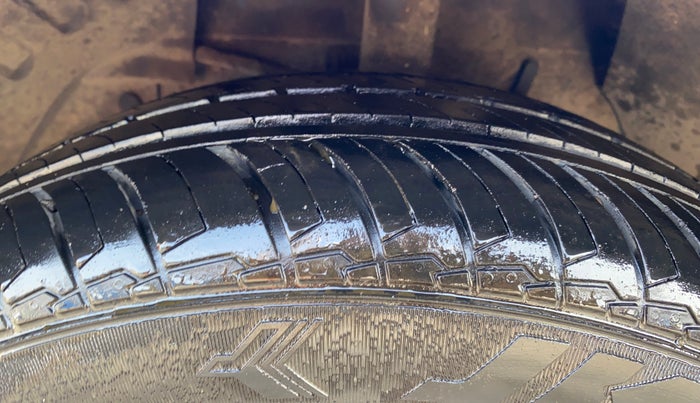 2016 Tata Zest XMS PETROL, Petrol, Manual, 53,231 km, Left Front Tyre Tread