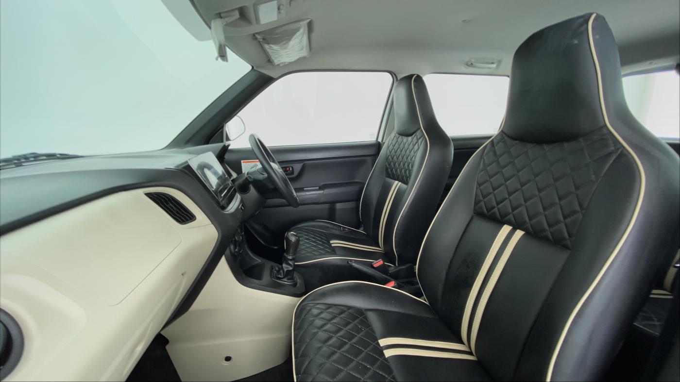 2020 Maruti New Wagon-R LXI CNG 1.0 L, CNG, Manual, 37,566 km, Right Side Front Door Cabin
