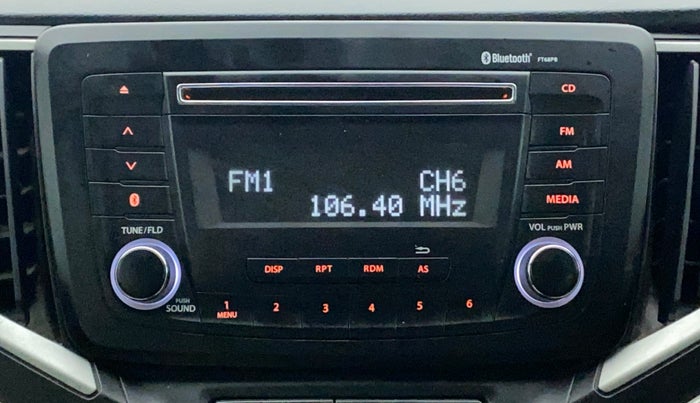 2017 Maruti Baleno ZETA PETROL 1.2, Petrol, Manual, 70,118 km, Infotainment System