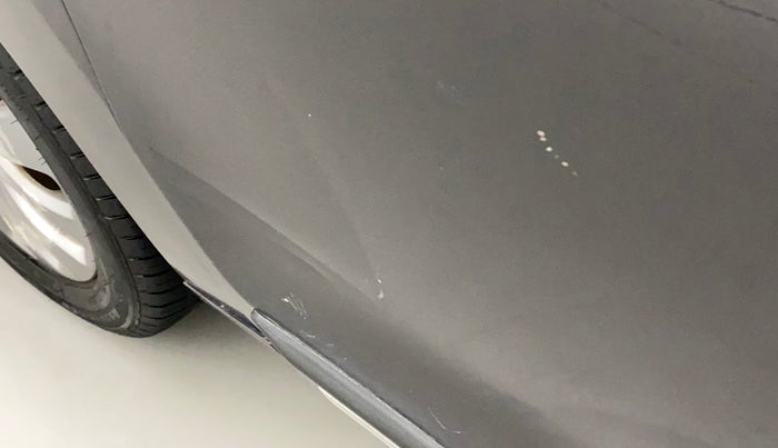2017 Maruti Baleno ZETA PETROL 1.2, Petrol, Manual, 70,118 km, Front passenger door - Slightly dented