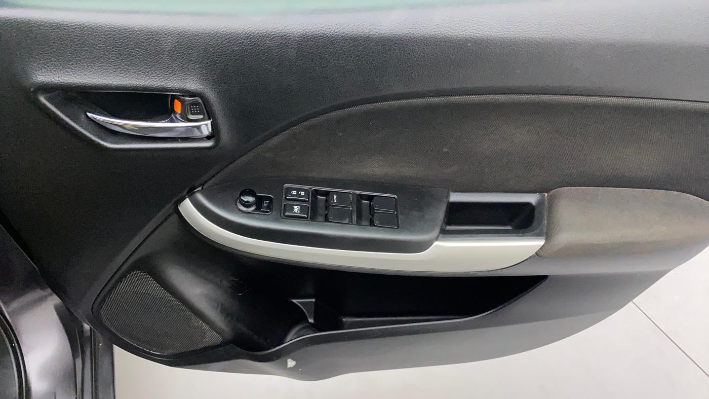 2017 Maruti Baleno ZETA PETROL 1.2, Petrol, Manual, 70,118 km, Driver Side Door Panels Control