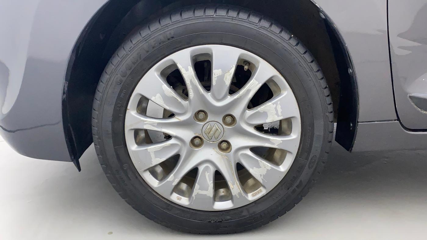 2017 Maruti Baleno ZETA PETROL 1.2, Petrol, Manual, 70,118 km, Left Front Wheel