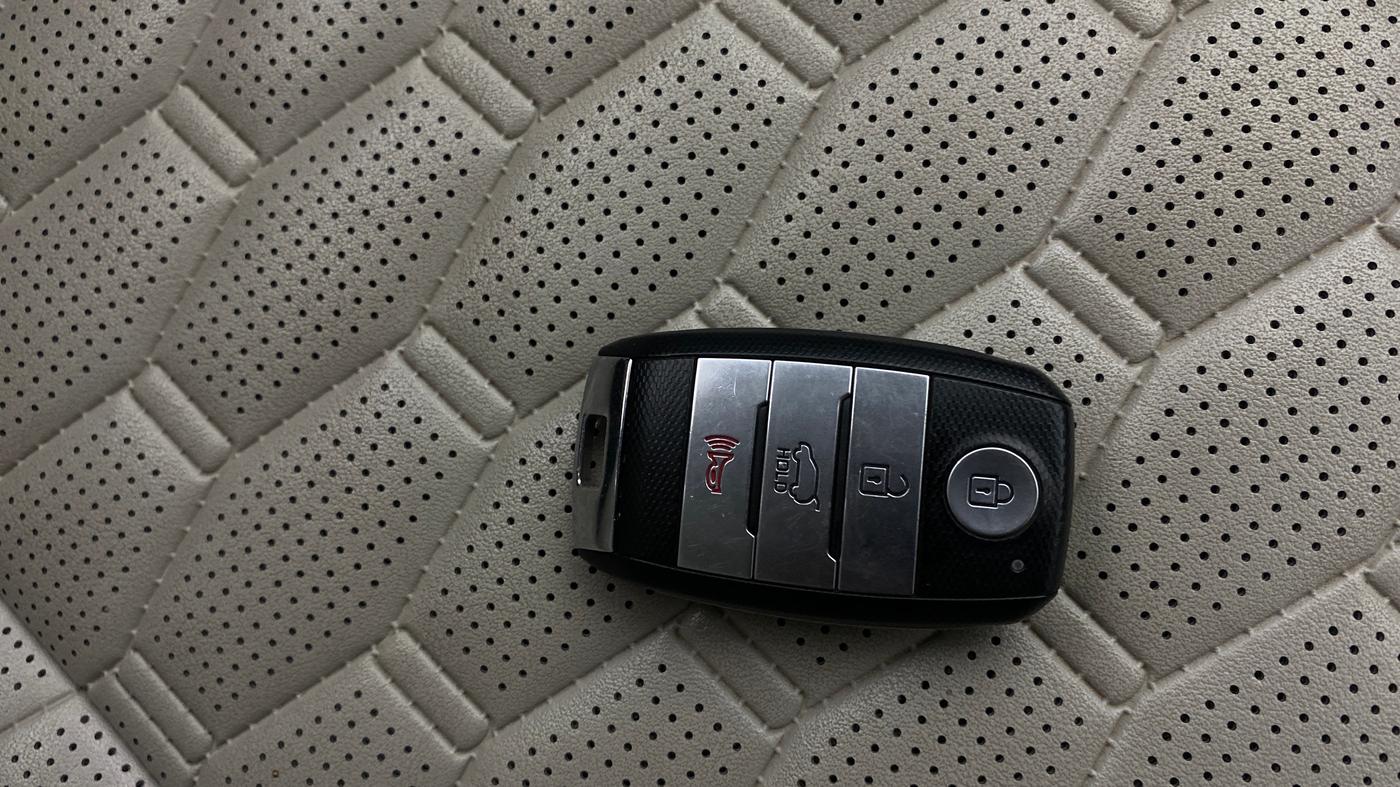 2019 KIA SELTOS HTX 1.5 PETROL, Petrol, Manual, 92,090 km, Key Close Up