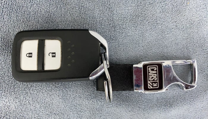 2017 Honda BR-V 1.5 i-VTEC V, Petrol, Manual, 19,487 km, Key Close Up