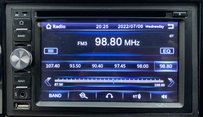 2017 Honda BR-V 1.5 i-VTEC V, Petrol, Manual, 19,487 km, Infotainment System