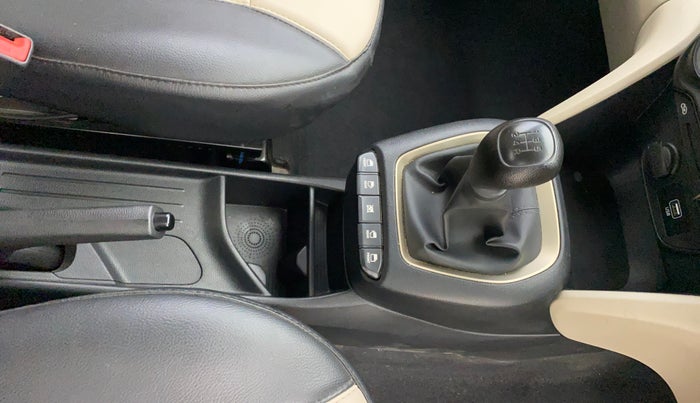 2020 Hyundai NEW SANTRO ASTA MT, Petrol, Manual, 17,383 km, Gear Lever