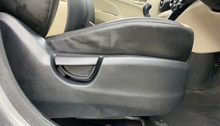 2020 Hyundai NEW SANTRO ASTA MT, Petrol, Manual, 17,383 km, Driver Side Adjustment Panel