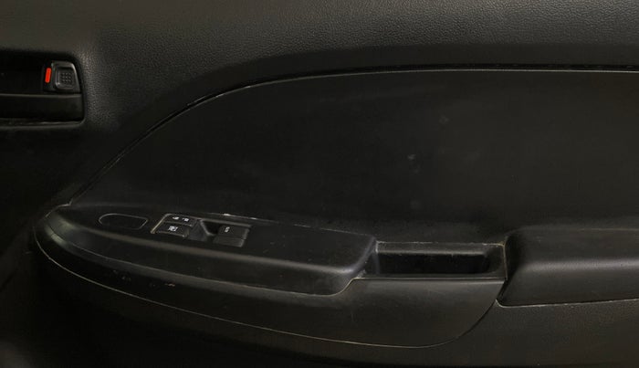 2020 Maruti Baleno SIGMA PETROL 1.2, Petrol, Manual, 52,823 km, Driver Side Door Panels Control