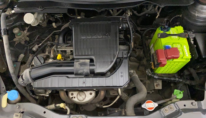 2014 Maruti Swift VXI, Petrol, Manual, 56,096 km, Engine View
