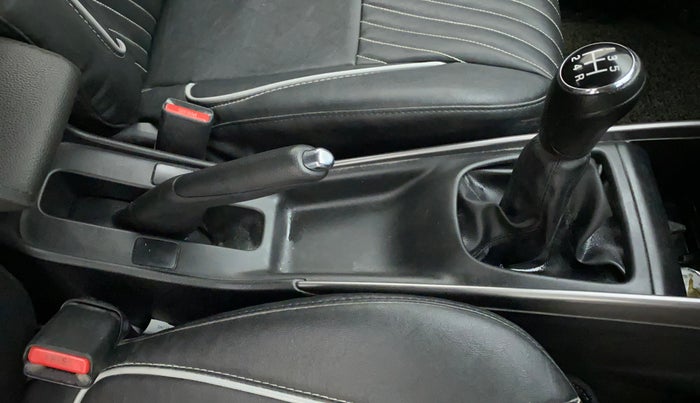 2019 Maruti Baleno DELTA PETROL 1.2, Petrol, Manual, 62,932 km, Gear Lever