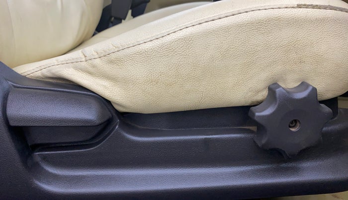 2014 Hyundai Verna FLUIDIC 1.6 CRDI SX AT, Diesel, Automatic, 81,531 km, Driver Side Adjustment Panel