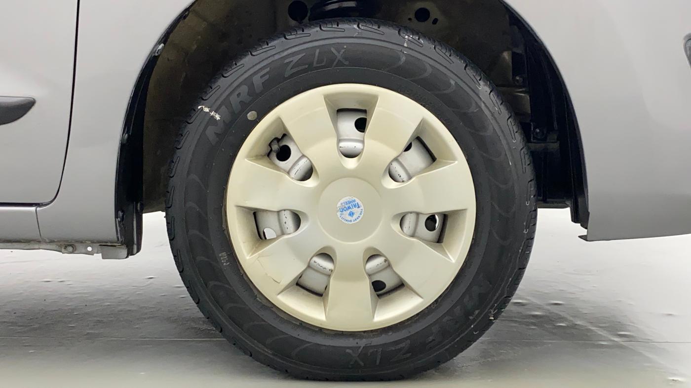 2015 Maruti Wagon R 1.0 LXI, Petrol, Manual, 58,991 km, Right Front Wheel