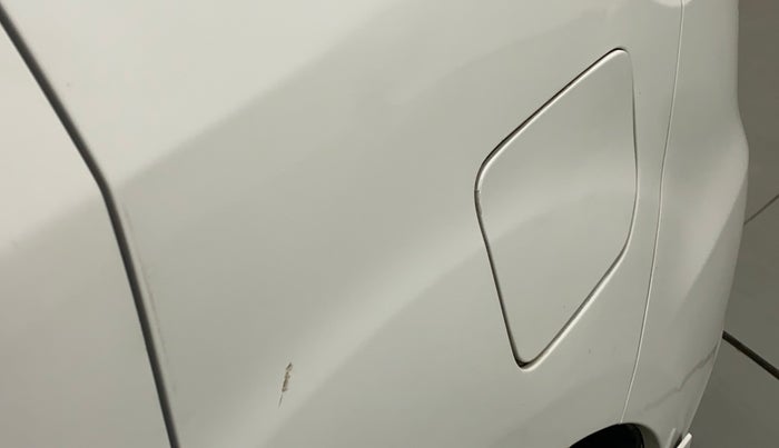 2015 Maruti Ertiga ZDI, Diesel, Manual, 80,269 km, Left quarter panel - Minor scratches