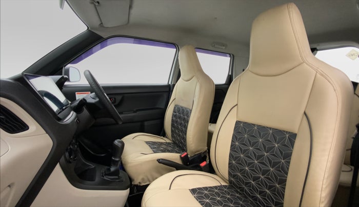2021 Maruti New Wagon-R LXI CNG 1.0 L, CNG, Manual, 16,396 km, Right Side Front Door Cabin