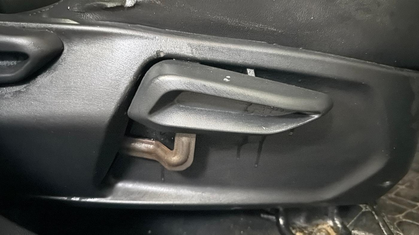 2020 Tata NEXON XZ PLUS PETROL, Petrol, Manual, 82,015 km, Driver Side Adjustment Panel