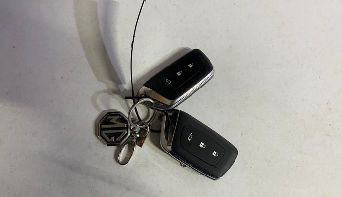 2021 MG HECTOR SHARP 1.5 DCT PETROL, Petrol, Automatic, 81,832 km, Key Close Up