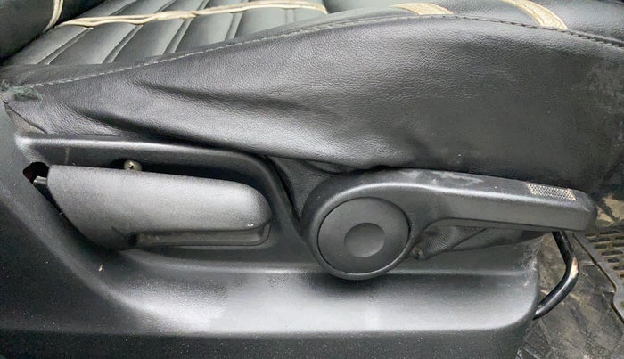 2014 Maruti Swift ZXI D, Petrol, Manual, 79,054 km, Driver Side Adjustment Panel