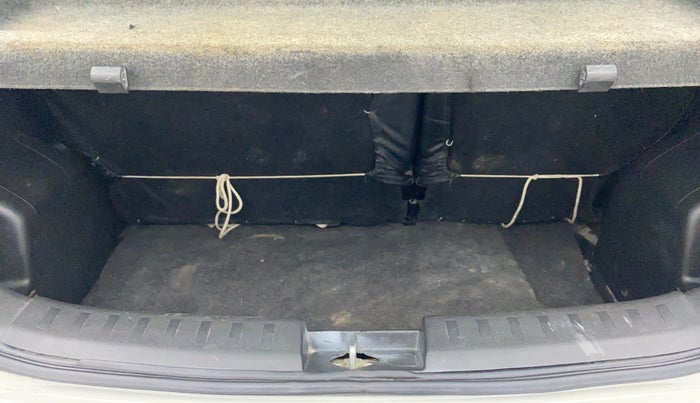 2014 Maruti Swift ZXI D, Petrol, Manual, 79,054 km, Boot Inside