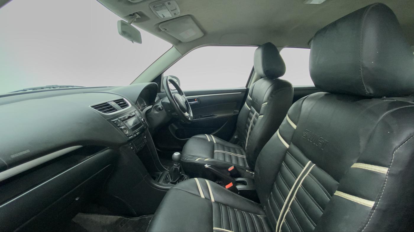 2014 Maruti Swift ZXI D, Petrol, Manual, 79,054 km, Right Side Front Door Cabin