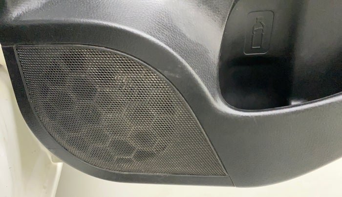 2014 Maruti Swift VXI, Petrol, Manual, 35,083 km, Infotainment system - Rear speakers missing / not working