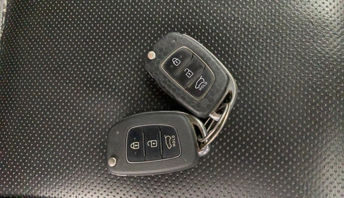 2018 Hyundai Elite i20 ASTA 1.2  CVT, Petrol, Automatic, 71,430 km, Key Close Up