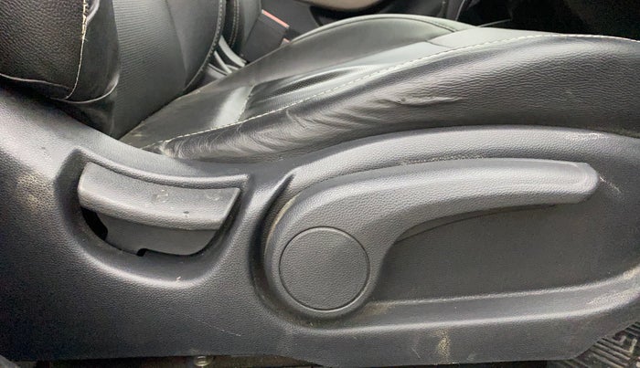 2018 Hyundai Elite i20 ASTA 1.2  CVT, Petrol, Automatic, 71,430 km, Driver Side Adjustment Panel