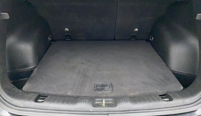 2018 Jeep Compass SPORT 1.4 PETROL, Petrol, Manual, 37,985 km, Boot Inside