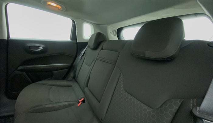 2018 Jeep Compass SPORT 1.4 PETROL, Petrol, Manual, 37,985 km, Right Side Rear Door Cabin