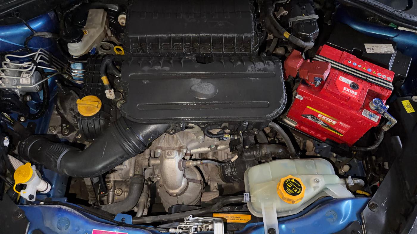 2024 Tata Tiago XTA CNG , CNG, Automatic, 40,850 km, Engine View