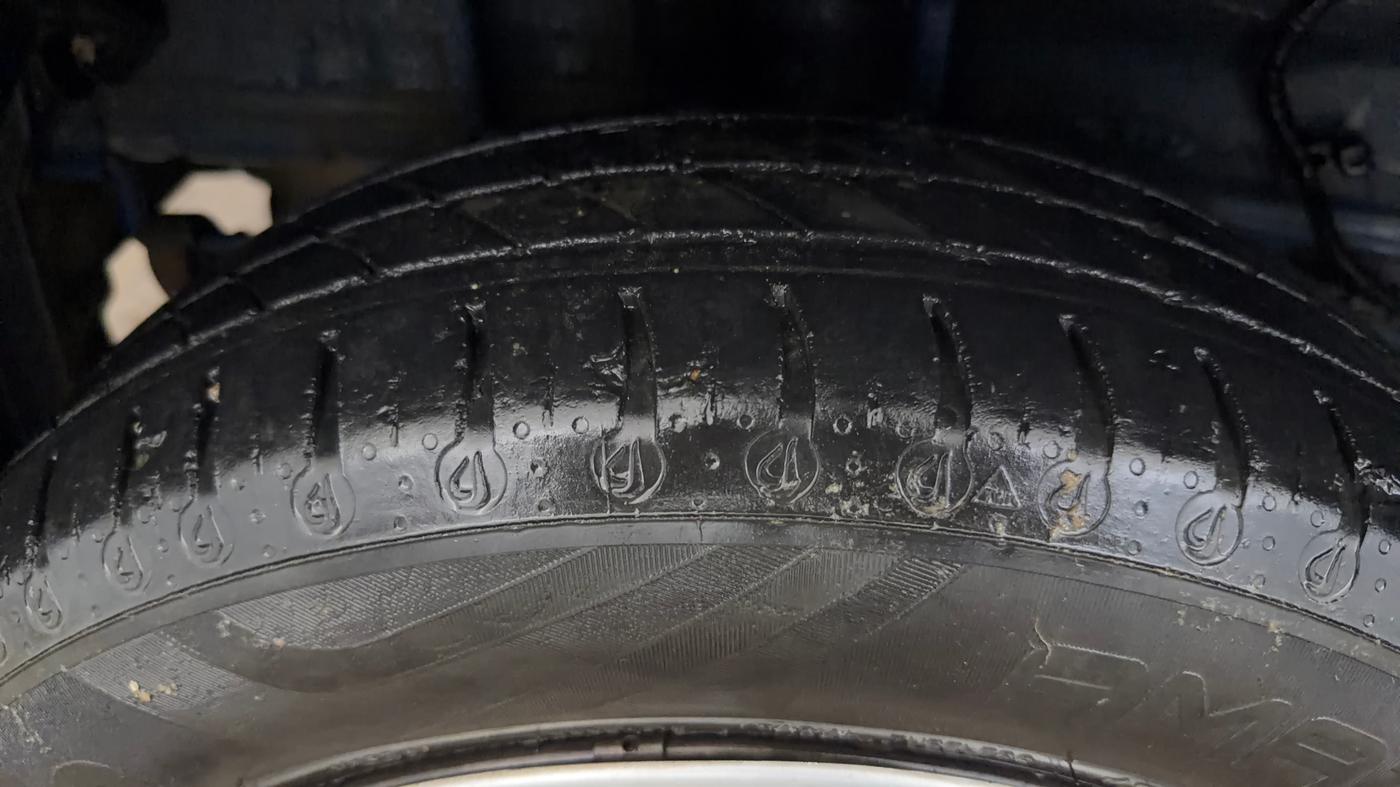 2024 Tata Tiago XTA CNG , CNG, Automatic, 40,850 km, Right Rear Tyre Tread