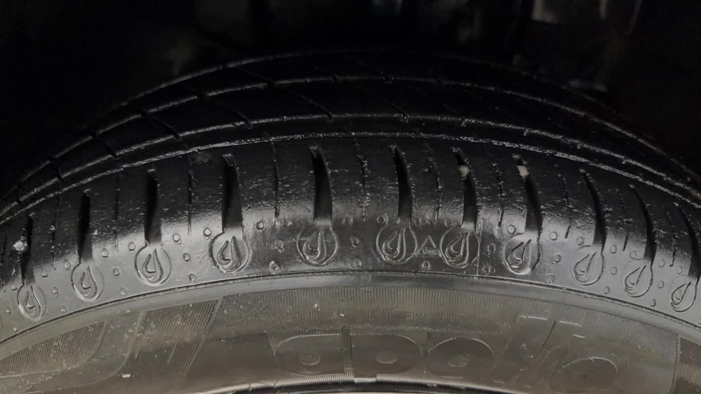 2024 Tata Tiago XTA CNG , CNG, Automatic, 40,850 km, Right Front Tyre Tread