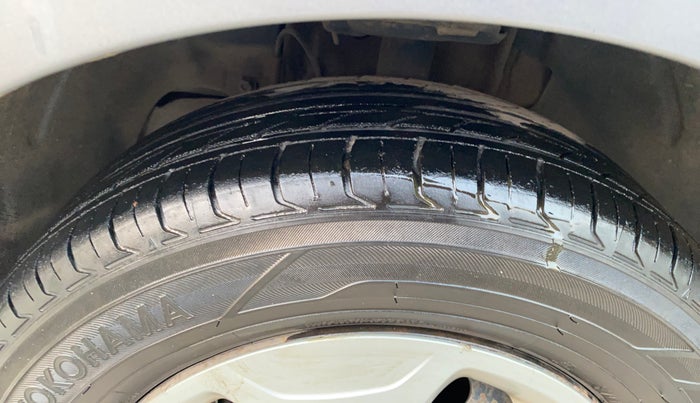 2019 Tata Tiago XT PETROL, CNG, Manual, 1,15,357 km, Left Front Tyre Tread