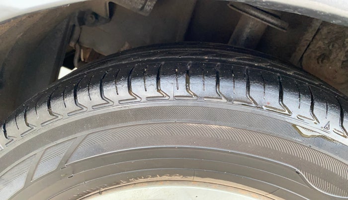2019 Tata Tiago XT PETROL, CNG, Manual, 1,15,357 km, Right Rear Tyre Tread