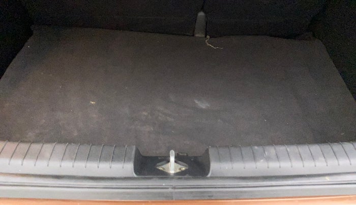 2017 Hyundai i20 Active 1.2 SX, Petrol, Manual, 45,686 km, Boot Inside