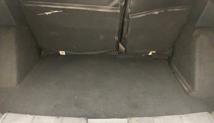 2019 Tata NEXON XZA PLUS PETROL DUAL TONE, Petrol, Automatic, 22,894 km, Boot Inside